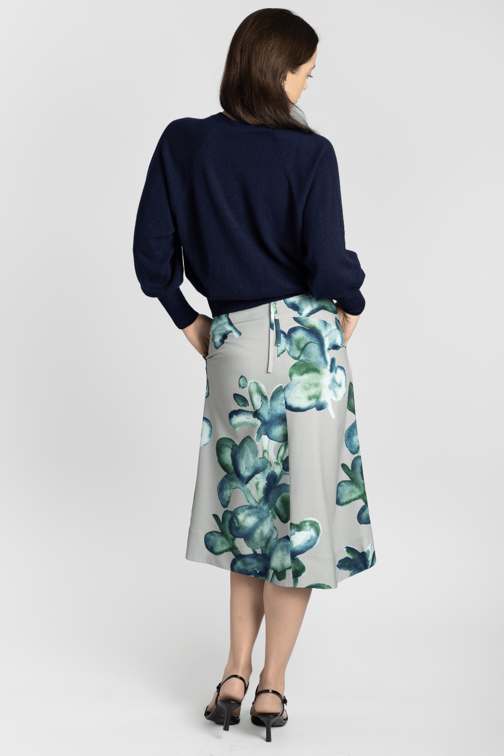 Cashmere Jeweled Button Cardigan - Odeeh