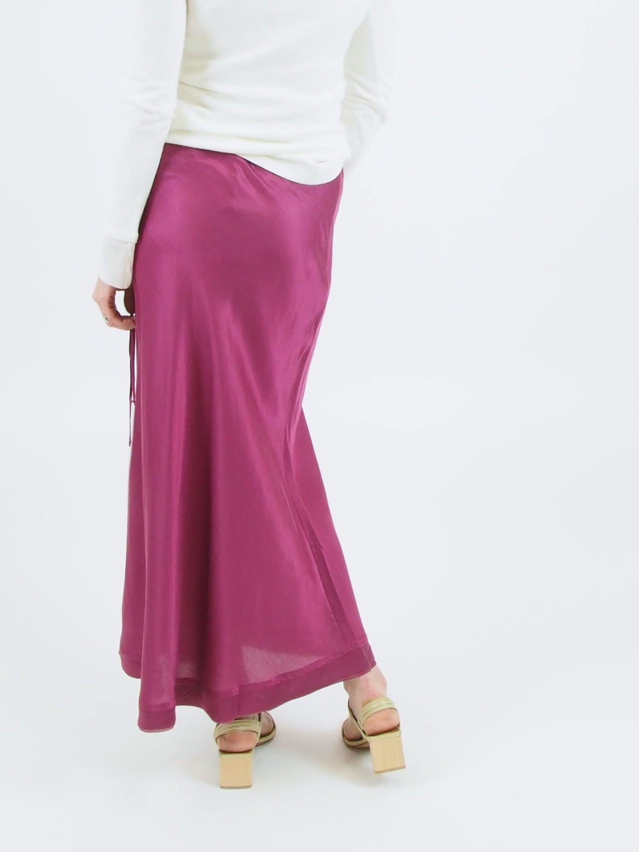 Garbo Rouge Midi Skirt - Brazeau Tricot