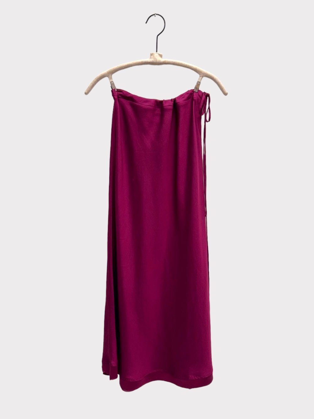 Garbo Rouge Midi Skirt - Brazeau Tricot