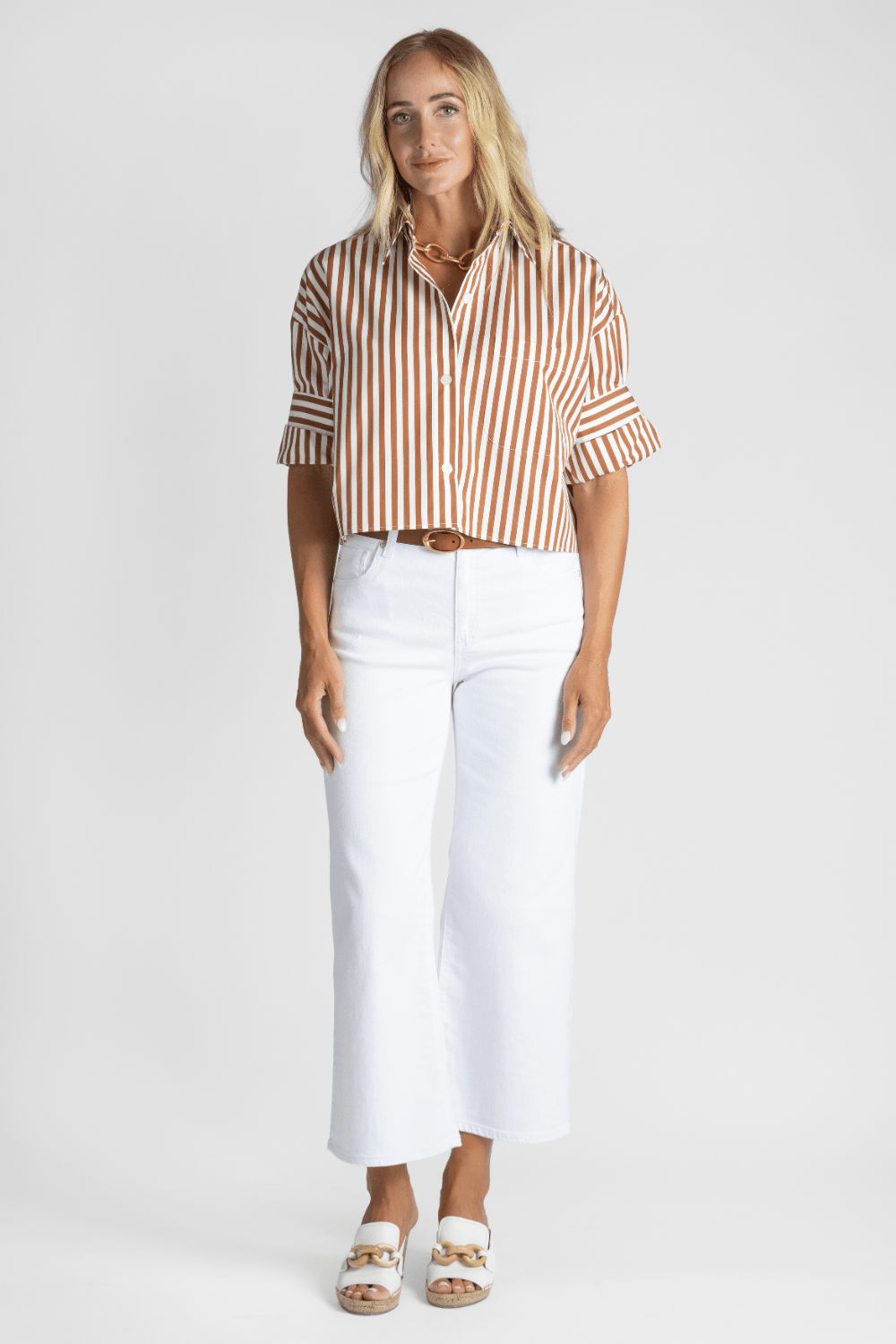 Saige Wide - Leg Crop White Jean - AG