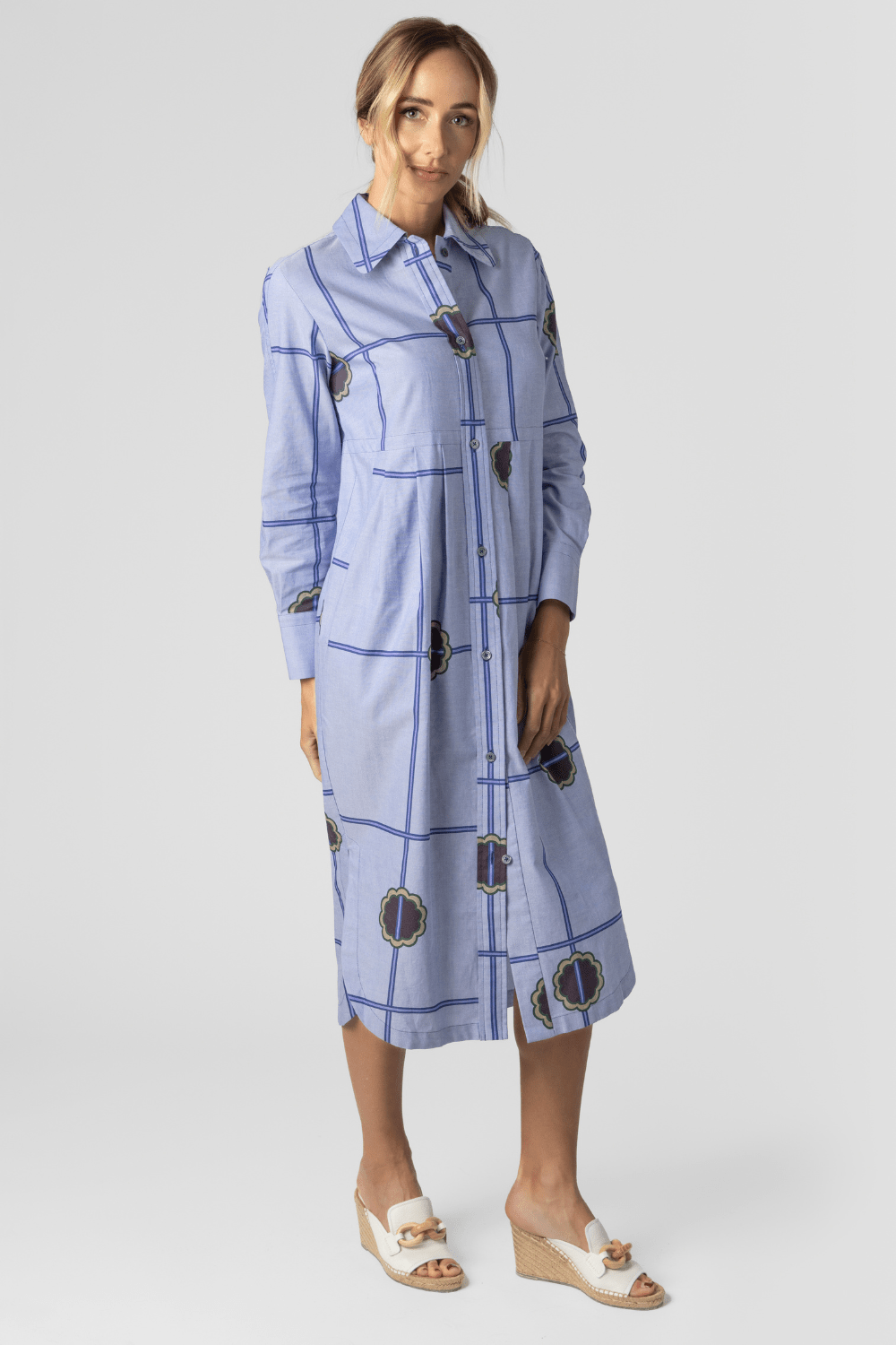 Scattered Blossoms Oxford Dress - The Posh Peacock