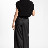 Sleeveless Black Sweater - Odeeh