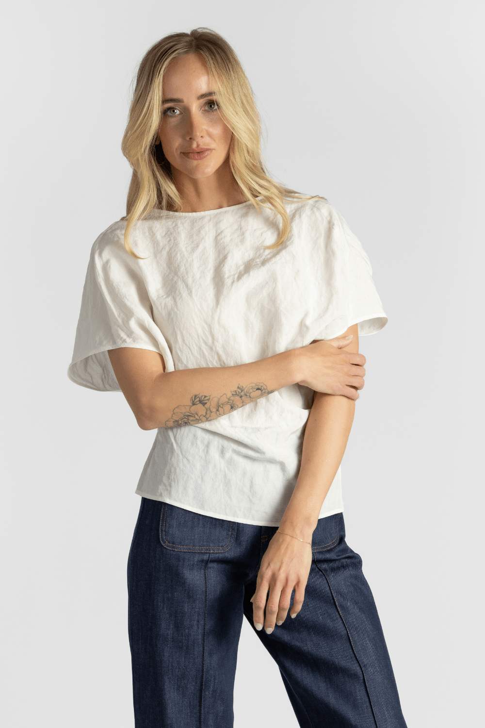 Textured White V - Back Shirt - The Posh Peacock