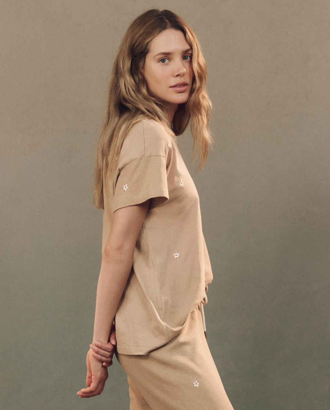 The Boxy Crew w/Daisy Embroidery - The Great