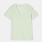 V T-Shirt - Closed