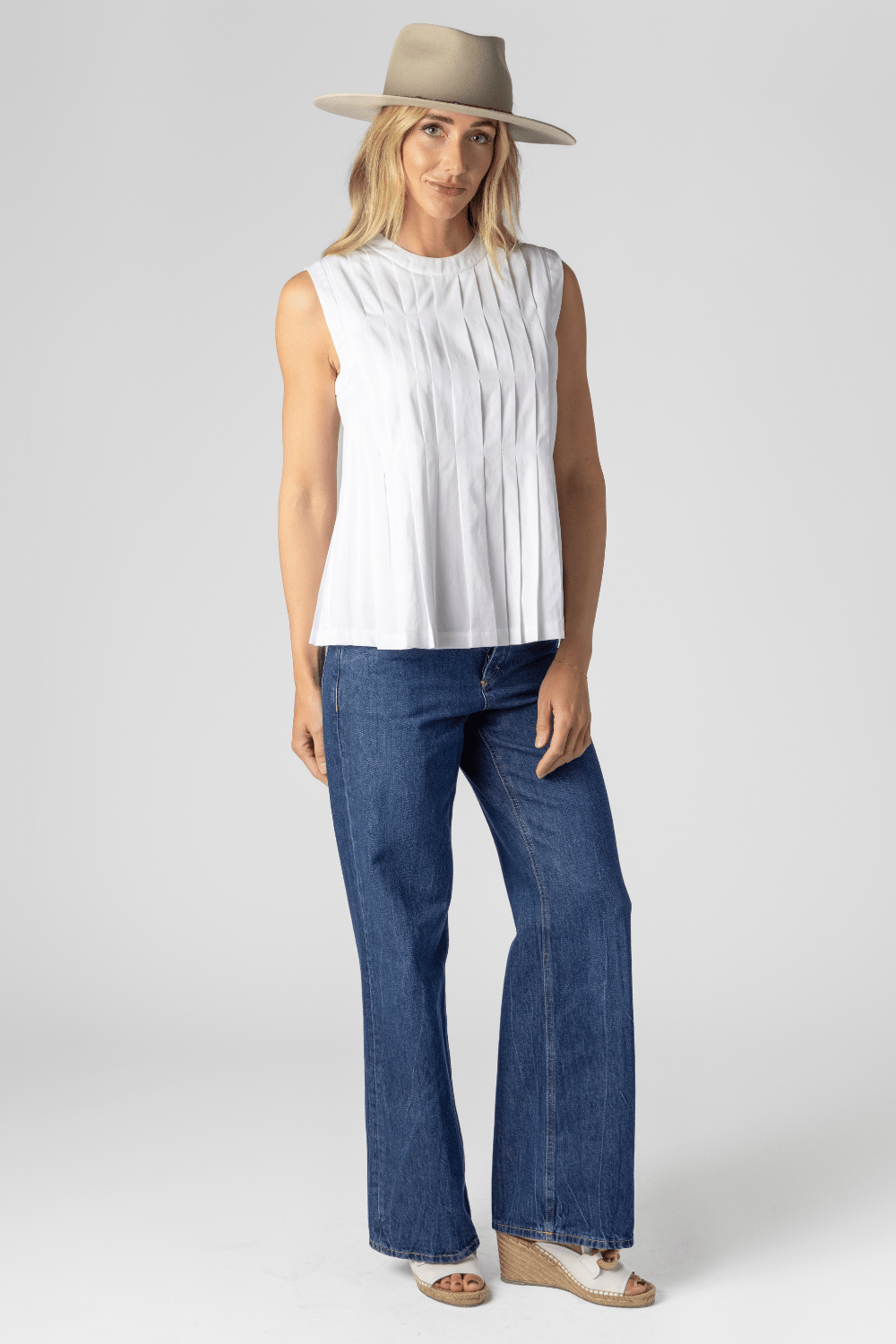Cote De Cheval Top + Gillan Jean