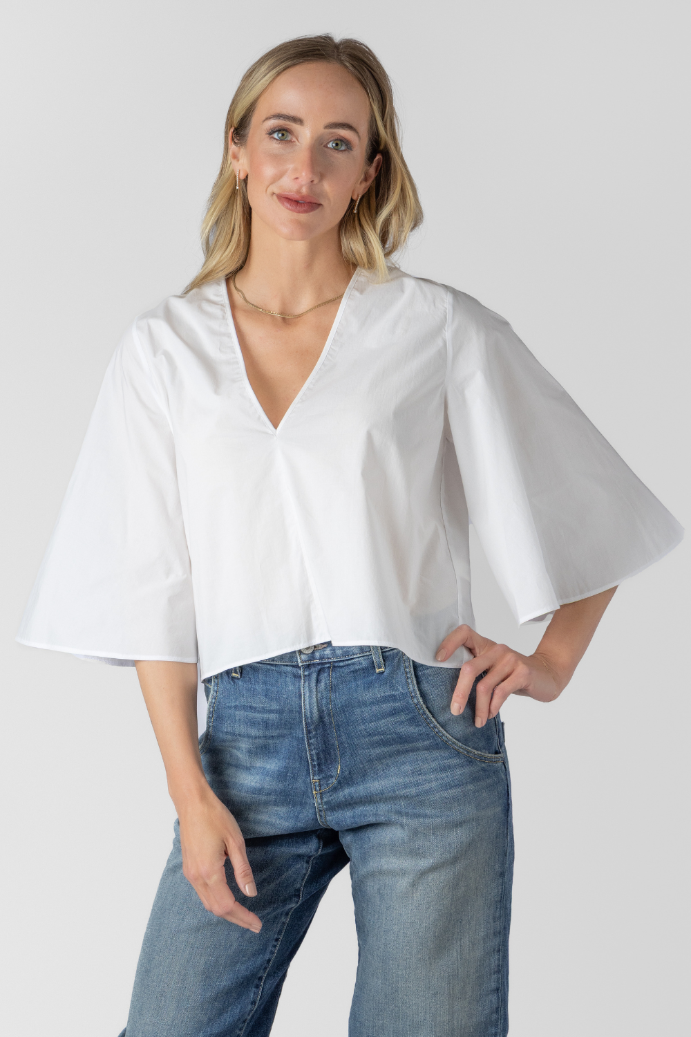 V-neck top in Cotton Poplin - The Posh Peacock