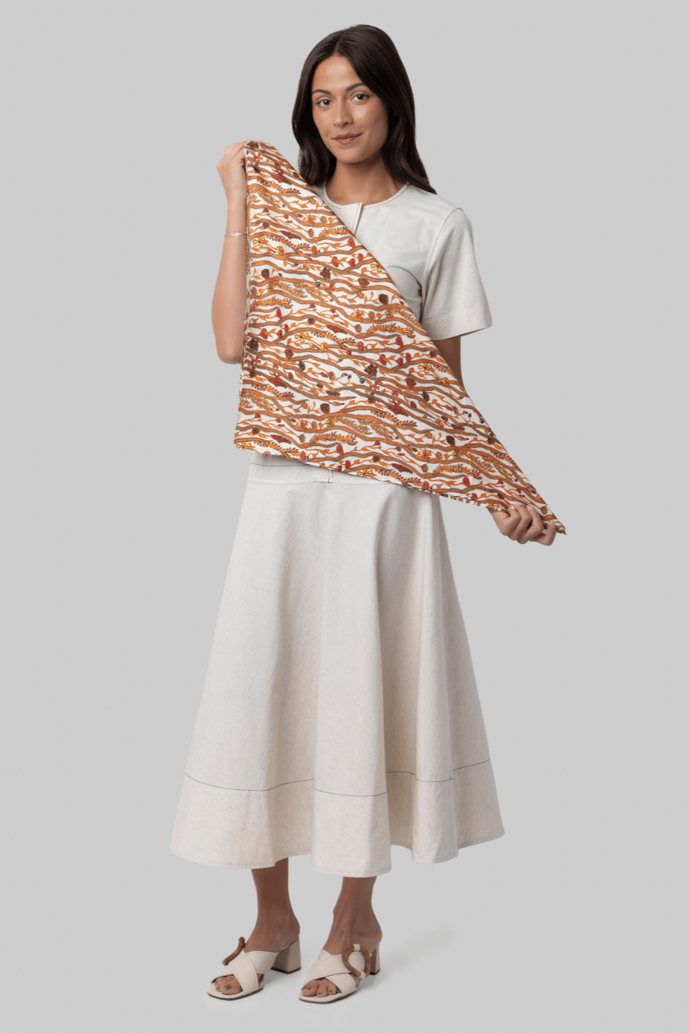 Carre Scarf Honey Garden Print - La Prestic Ouiston