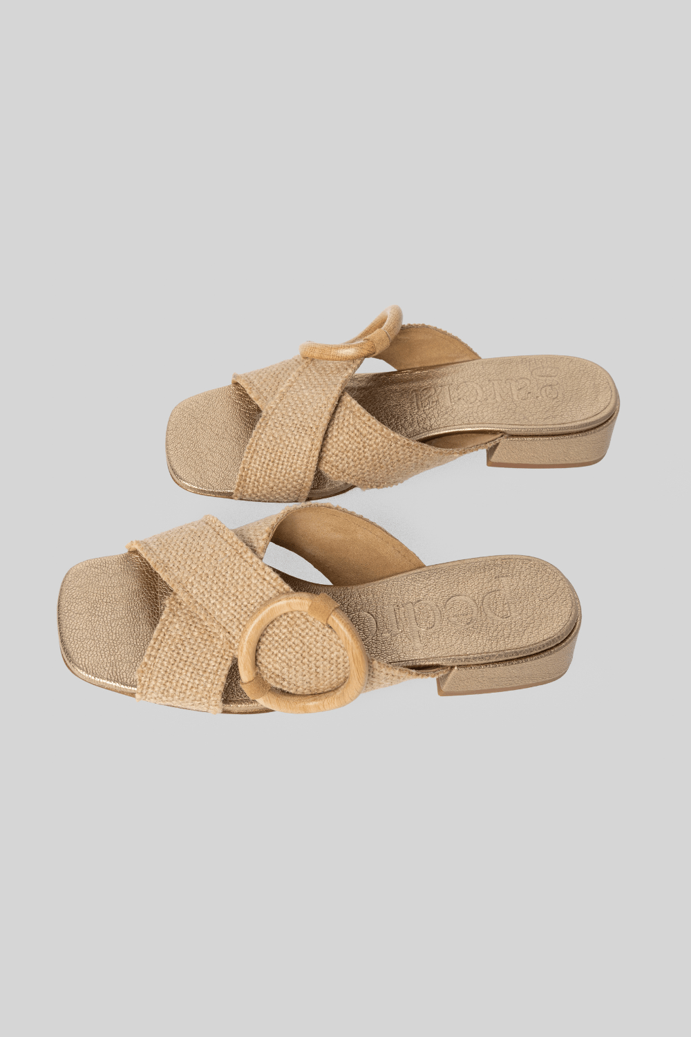 Edem Sandal - Pedro Garcia