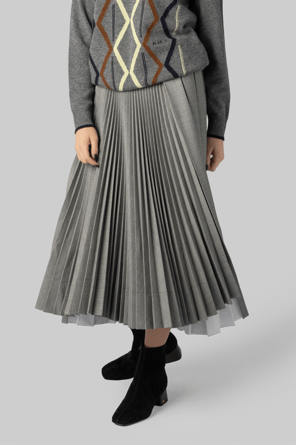 Pleated Gray Midi Skirt - Plan C