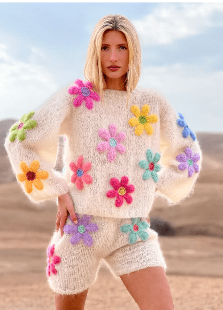 Rose Carmine Sweater Free Flowers - Rose Carmine