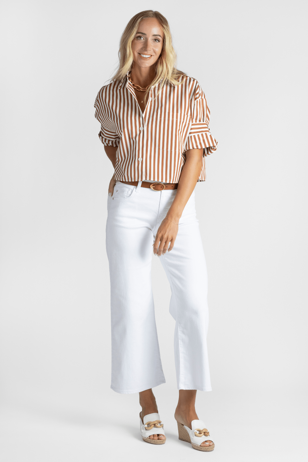 Saige Wide - Leg Crop White Jean - AG