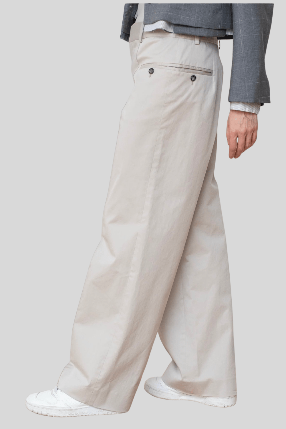 The Avenue Pant in Parchment - WE - AR4