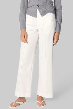 The Avenue Pant in White - WE - AR4