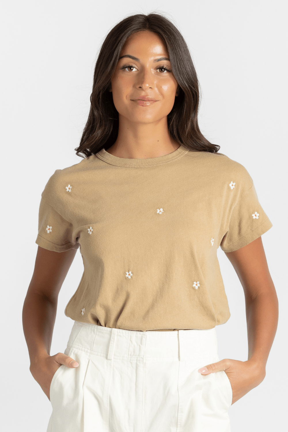 The Boxy Crew w/Daisy Embroidery - The Great