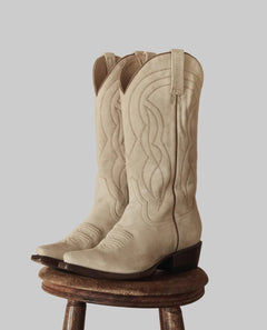 The Cowboy Boot Pearl Suede - The Great