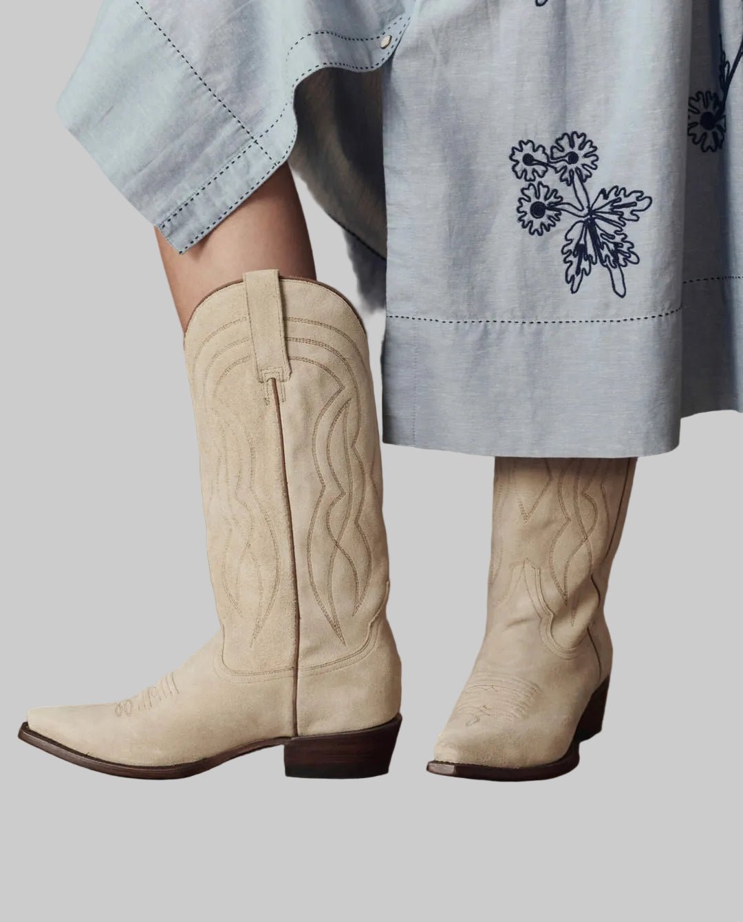 The Cowboy Boot Pearl Suede - The Great