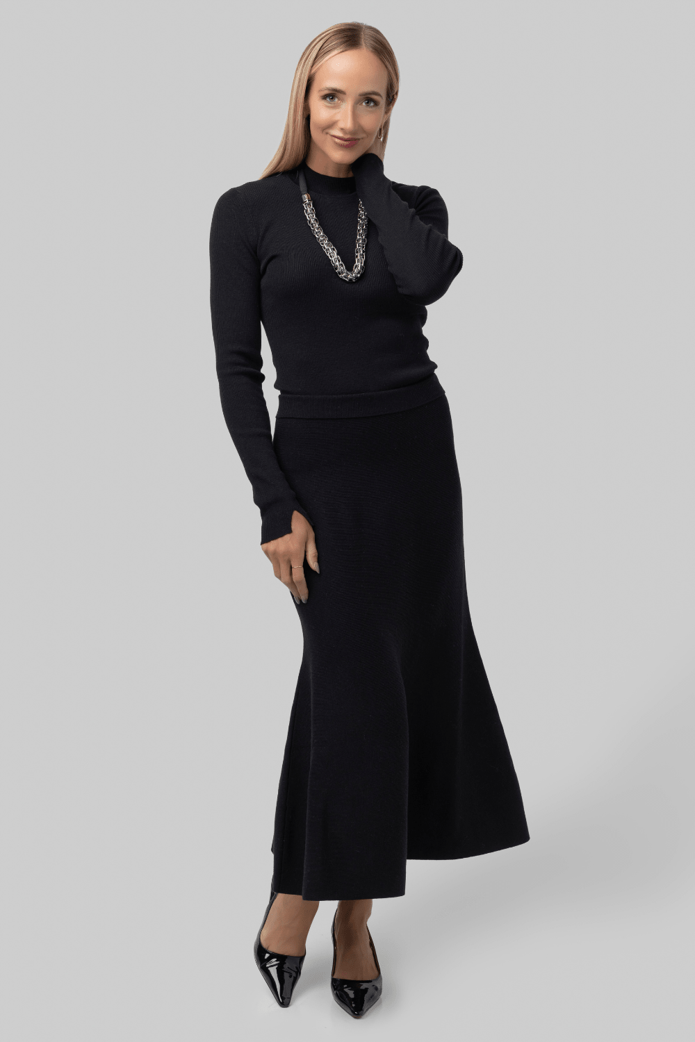Xavier Ribbed Mock Neck Sweater in Black - Saint Art