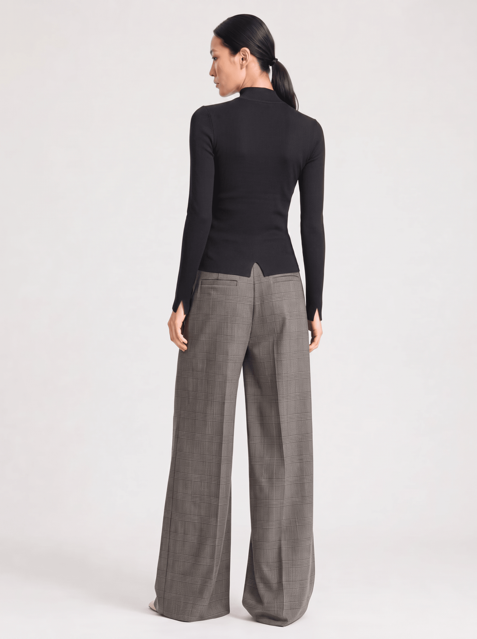 Xavier Ribbed Mock Neck Sweater in Dark Gray Heather - Saint Art